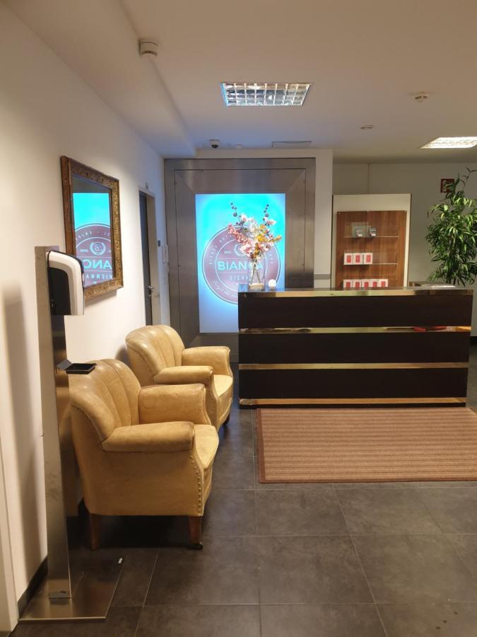 Bookvienna "Jim" Apartments Экстерьер фото